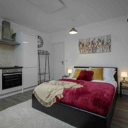 40% Off - Business - Couples - Contractors Apartman Blackpool Kültér fotó